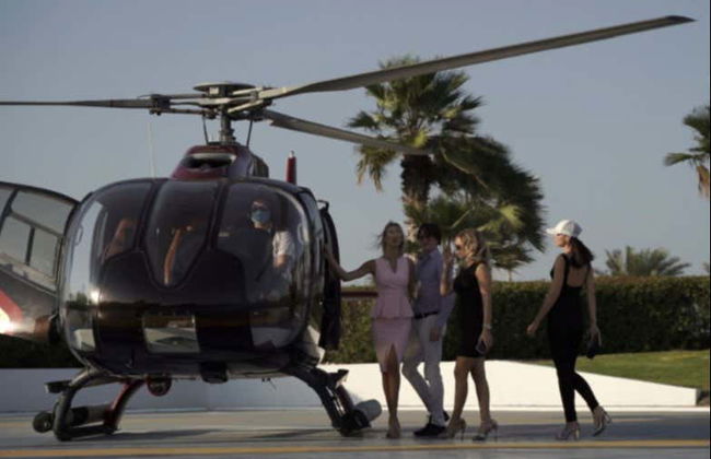 Passeio de helicóptero por Abu Dhabi - Foto 1