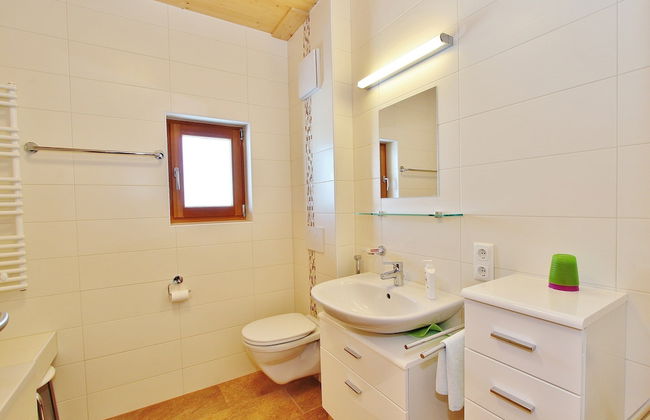 Modern Apartment Near Ski Area in St Johan in Tyrol - Photo 19