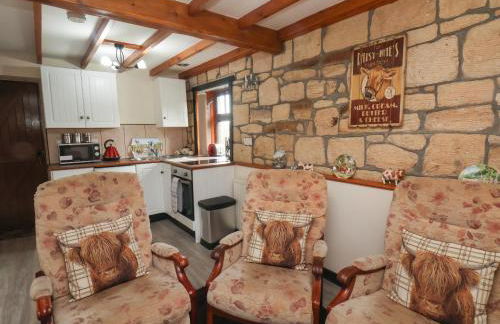 Cow Byre Cottage - Photo 3
