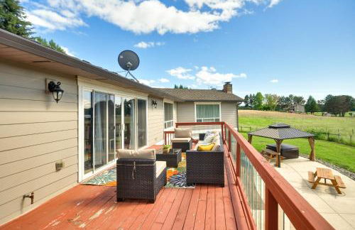 Portland Area Group Getaway Hot Tub and Views! - Foto 33