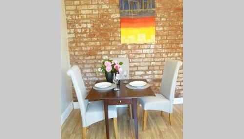 Cosy and Peaceful Maisonette with Terrace, Kidderminster - Foto 4