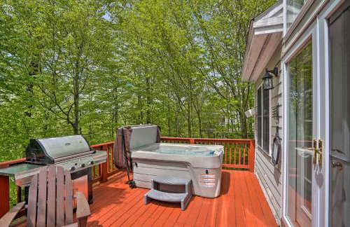 Family-Friendly Hancock Home Walk to Slopes! - Foto 28