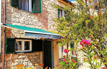 Stone House on the Waterfront in Jezera, Murter Island - Foto 41