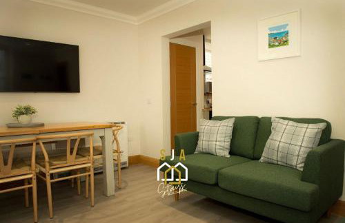 Beachside Cottage - SJA Stays - Modern 3 Bedroom House - Foto 2