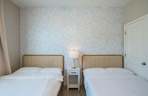 Serene 2BR Home with Premium Beds - Foto 63