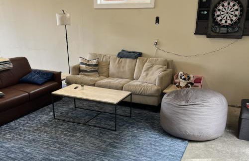 Mountain Retreat with Hot Tub, Game Room and Yard home - Foto 36