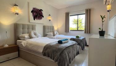 Casa Julio-Rooftop Terrace & Pool 5 Min to Beach - Photo 4