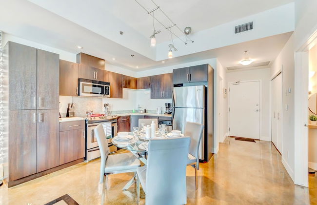 Luxury Condo With City Views Near Stampede Park - Photo 3