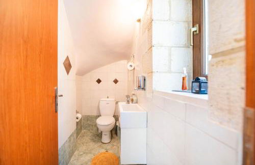 Mountain Oasis - Pool & Playground near Neda Falls - Foto 56