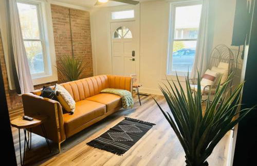 Cozy Casita by Jungle House Downtown & Short North Free Parking 5 800 Reviews Near Convention Center & Nationwide Arena & Ohio State Walk to High Street - Foto 4
