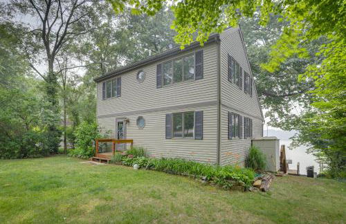 Lakefront Sister Lakes Vacation Rental with Dock! - Foto 32