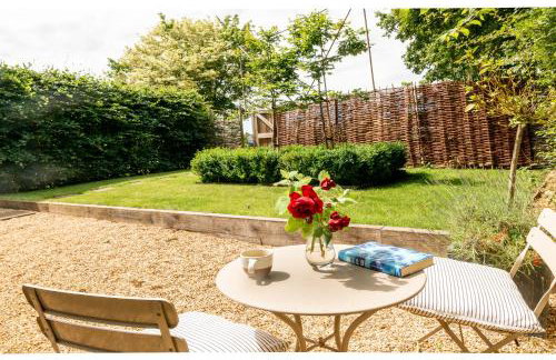 Deepwell Granary is a lovely thatched barn with attached meadow woodland - Foto 4