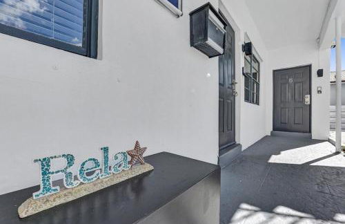 Lovely 1- Bedroom Rental Unit With Pool - Foto 81