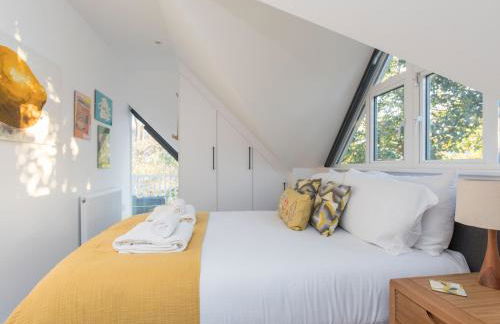 Radiant Penthouse on the Banks of the Thames - Pass the Keys - Photo 23