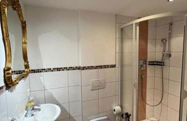 Modernes Boardinghouse mit Garten und Terrasse in Offenburg-Bohlsbach - Foto 5