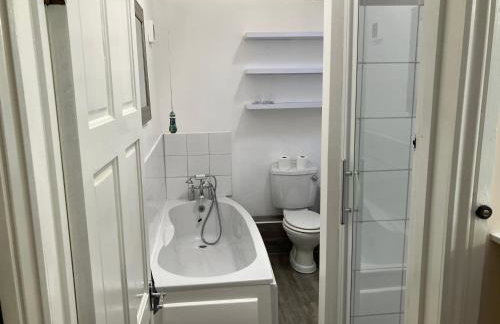 Lovely cottage in Penryn centre with parking - Photo 13