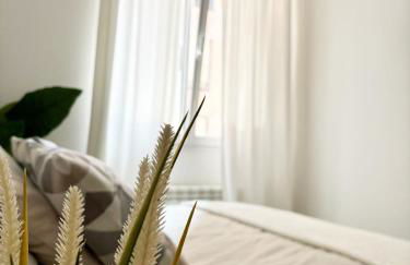 Rastro, Plaza Mayor and Madrid Río - Photo 32