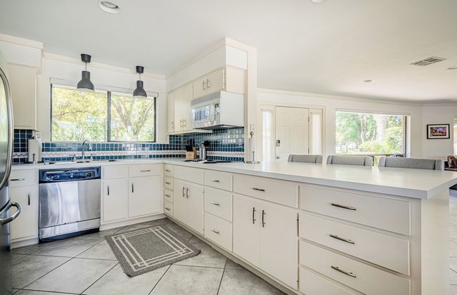 Island Paradise A Waterfront Oasis With Pool - Foto 13