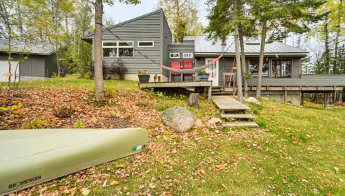 Private Peninsula! Modern-Rustic Fall Lake Cabin - Foto 5