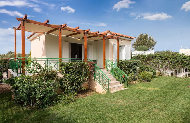 Estia Coastal Dream - Lush & Enchanting Garden Gem - Photo 35