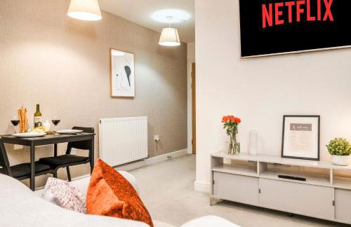 TheCountingSheep - Heathrow in 15 mins - Glass Balcony - Dedicated Workspace - Foto 33