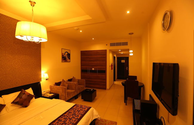 Dunes Hotel Apartments Oud Metha - Photo 7