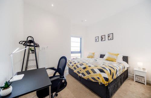 Stylish 2 bed Flat in London with River Thames views Access to boat rides into London-Near O2 Arena and Excel, Fast Wi-Fi, Free Parking, Excellent links Elizabeth and Southeastern Train Line - Foto 43