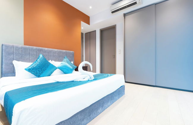 Moonway Luxury Suites At Eaton Residence - Photo 52