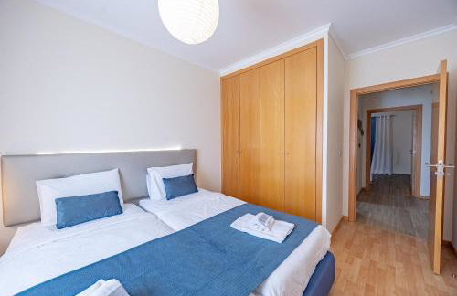 T4 Espaçoso Perto da Praia e Aeroporto - Foto 12