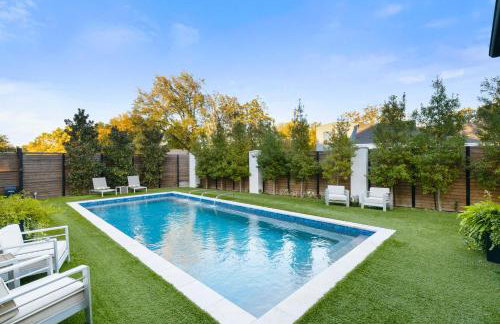 NEW! Luxury Pool Retreat & Casita in Midway Hollow - Foto 30