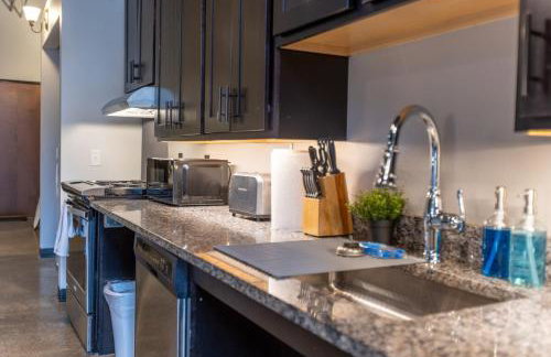 Heart of Strip District - King Bd - Rooftop and Gym - Foto 6