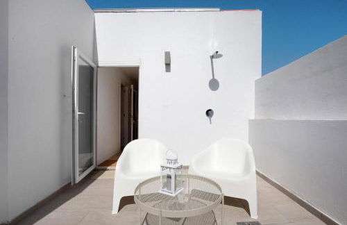 Penthouse 3A - Photo 4