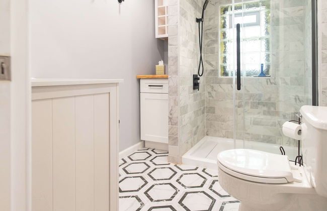 Chic Lake Geneva Apartment in Desirable Location! - Foto 8