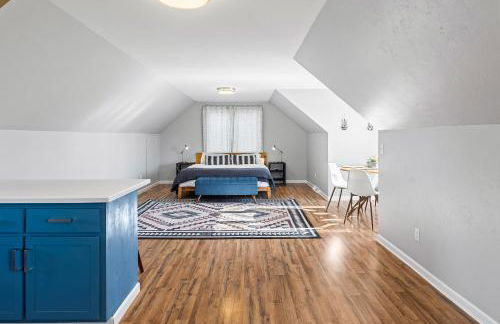 Bird's Nest - Above Bakery Cozy Studio, Perfect for Couples! - Foto 20