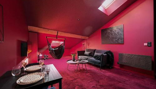 Suite Rouge baiser avec Jacuzzi privatif - LoveRoom Insolite - Foto 4
