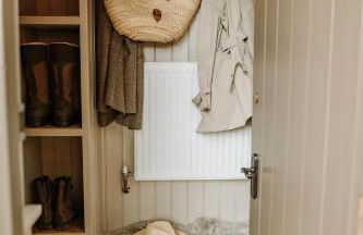 Lyme Tree Farm Cottages - Hotching Barn and Knockstone Cottage - Foto 20