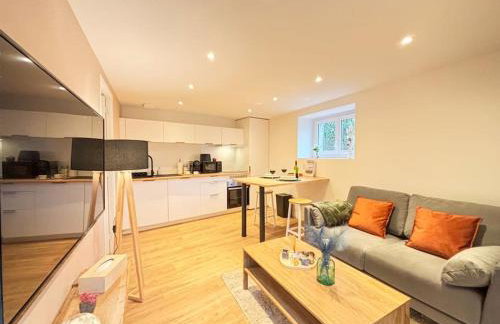Le Saphir - Parking, Jardin Privé, Hyper-Centre & Calme - Foto 9