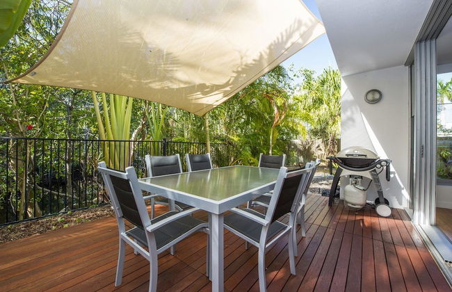 Maggies Beachfront Apt. 2 - Photo 10