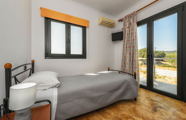 Alonaki Apartments - Photo 21