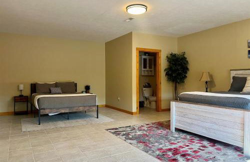 Luxury 4BR Log Cabin Near SIU & Wine Trail - Foto 31