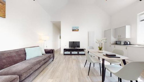 Spacious three bedroom apartment with Valley views - Foto 2