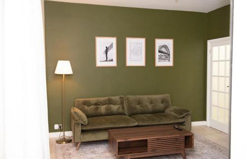 Modern City Living, 1km from the Heart of Town! - Photo 8