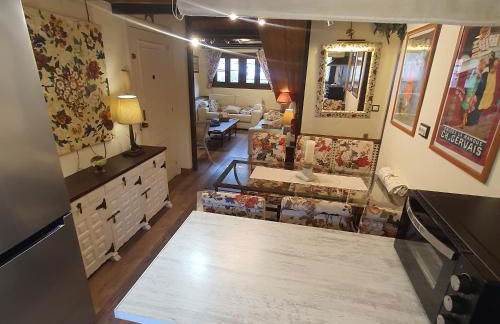 El Arcángel de Santillana del Mar - Foto 9