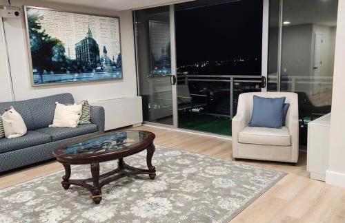 Cozy Penthouse at Towson City View - Foto 21