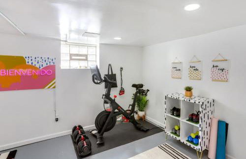 Gordon Square Studio about 4 Mi to Downtown Cleveland! - Foto 2