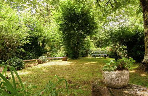 Spacious Farmhouse With Private Heated Pool in a Rustic Garden - Foto 66