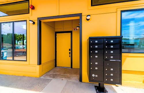 Cozy Micro Suite Unit 11 Sleeps 2 Minutes to Downtown - Foto 23