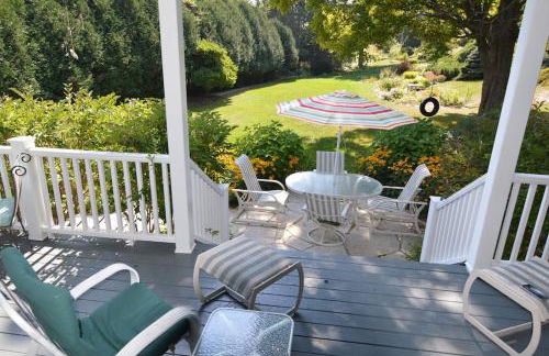 Carraig Mor Cottage - Beautiful House, Amazing Garden, Downtown Baileys Harbor - Foto 5