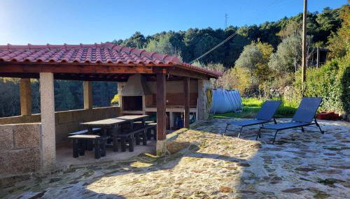 Cantinho do Mourão familial com terraço e salamandra - Foto 1