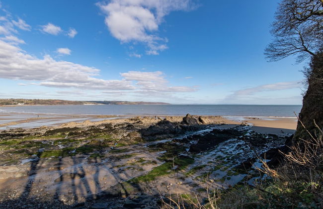 Sunningdale - Beach Side Cottage, Sea Views, Parking - Photo 25